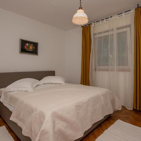 Nice Apartment In Tucepi With Wifi Extérieur photo