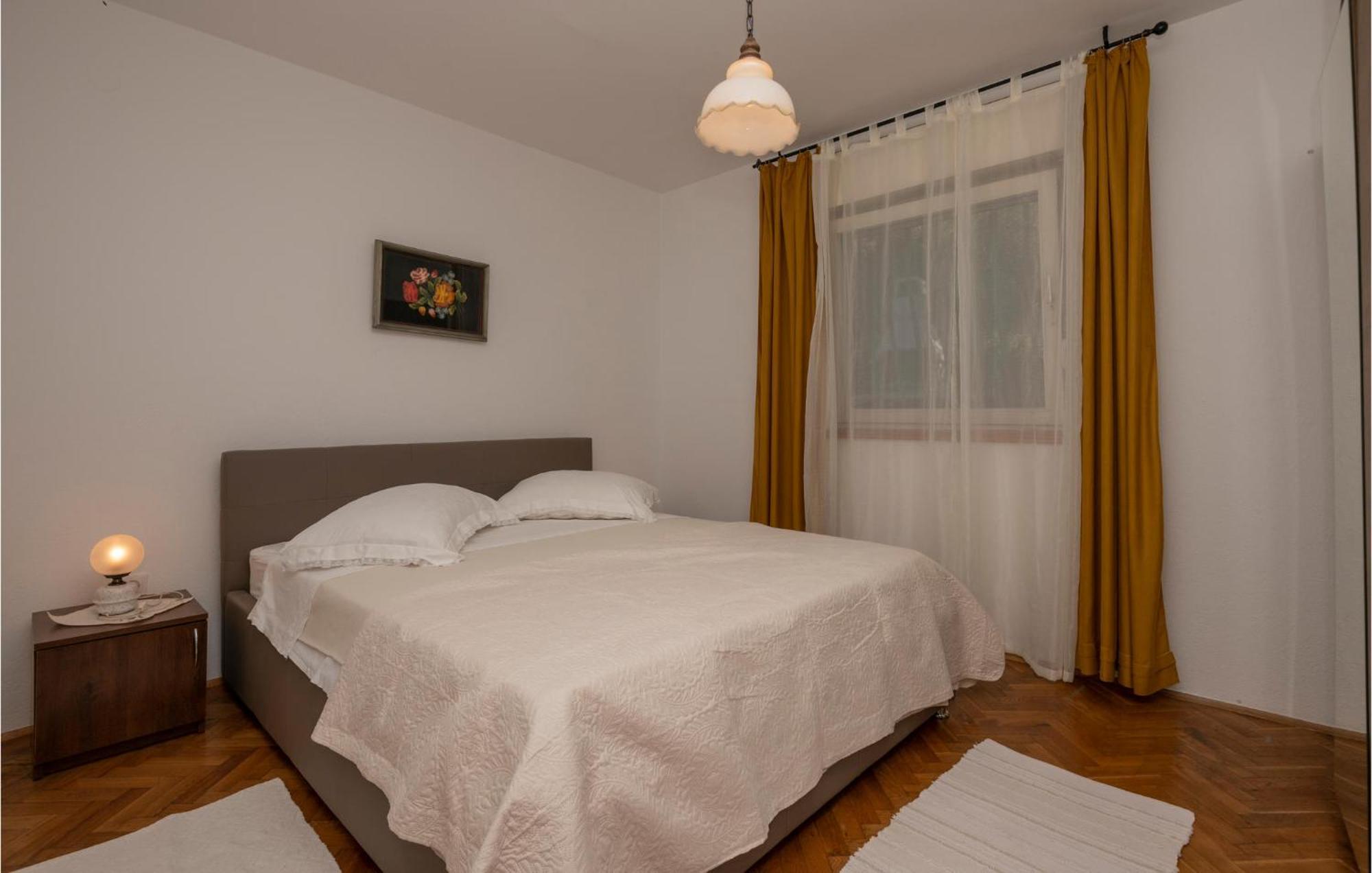 Nice Apartment In Tucepi With Wifi Extérieur photo