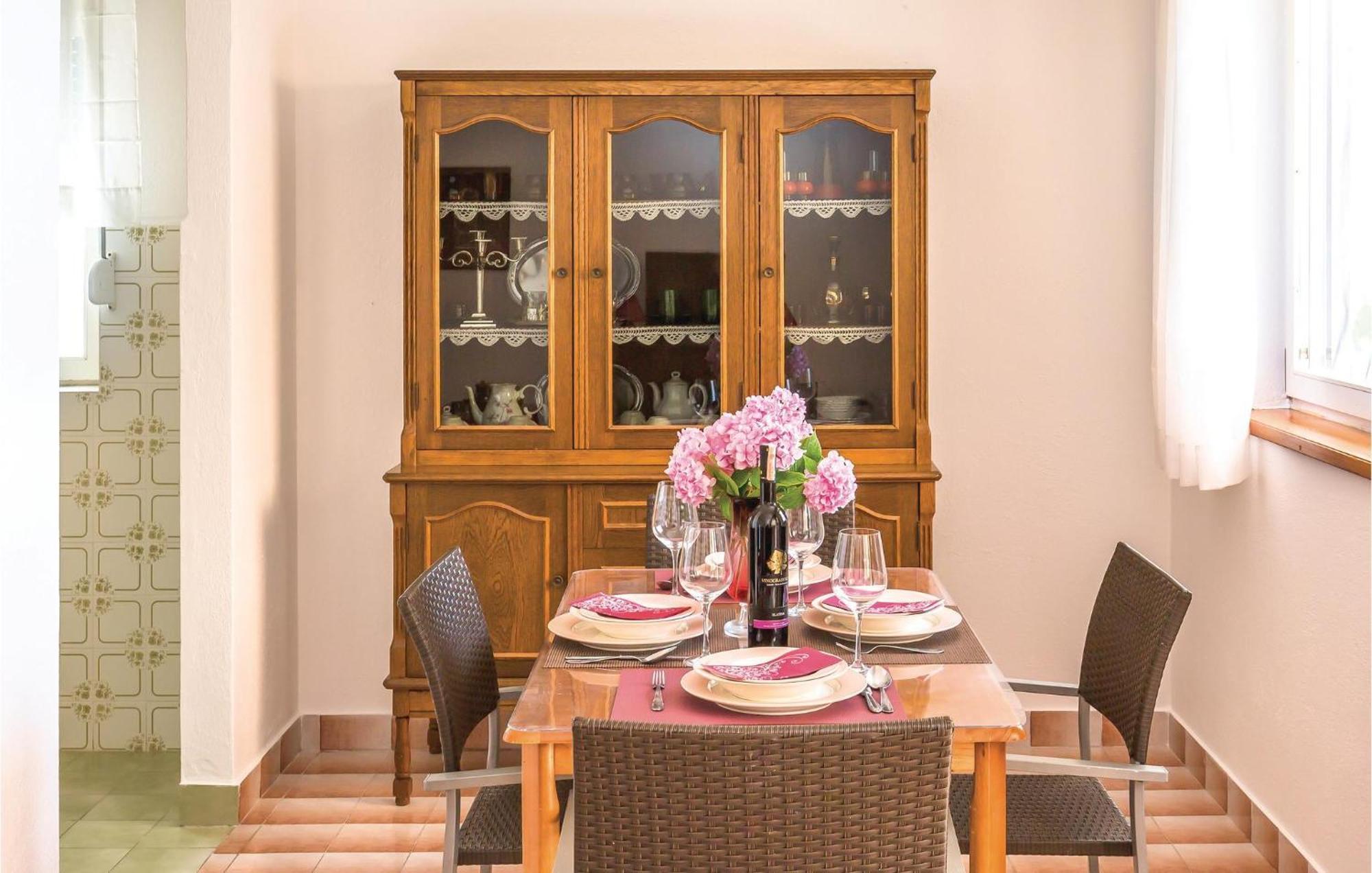 Nice Apartment In Tucepi With Wifi Extérieur photo